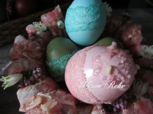 Пастелни јајца за Велигден